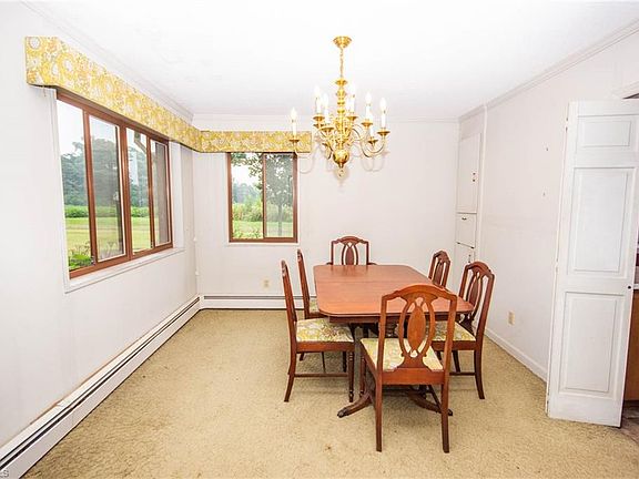 4th image of 112 Daniels Dairy Dr