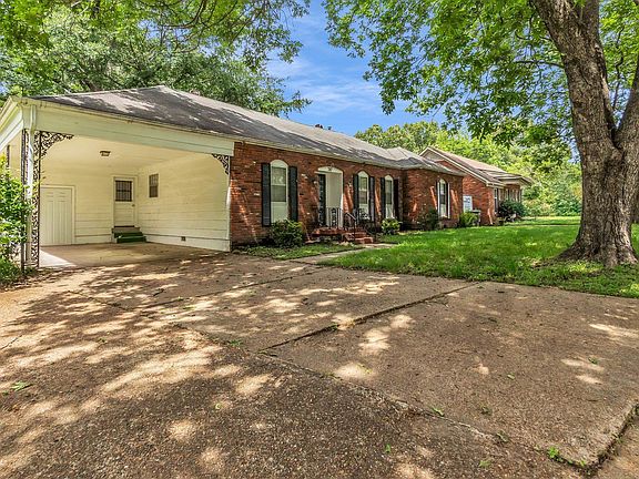 3rd image of 747 Margo Ln