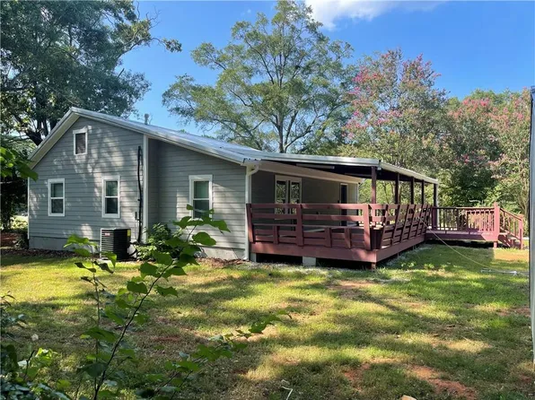 450 Tanners Bridge Cir, Bethlehem, GA 30620