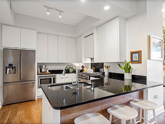 3rd image of 717 Riverside Dr #307