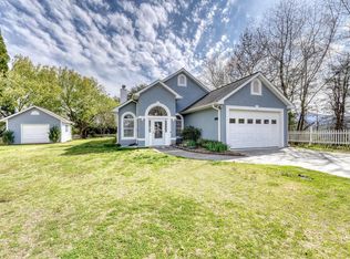 355 Blue Sky Dr, Hiawassee, GA 30546