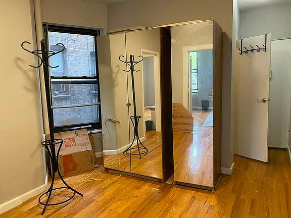 3rd image of 118 E 103rd St APT 11