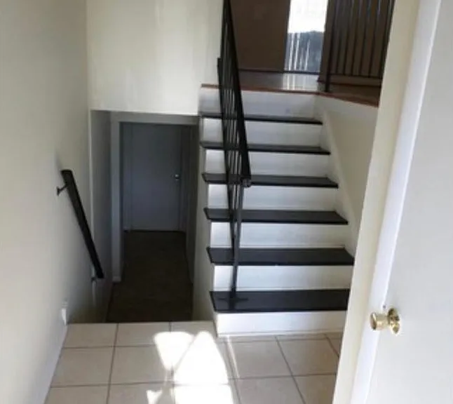 Cherrydale Dr — Photo 2