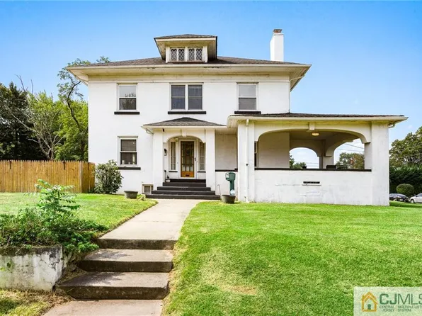 260 S Washington Ave, Dunellen, NJ 08812