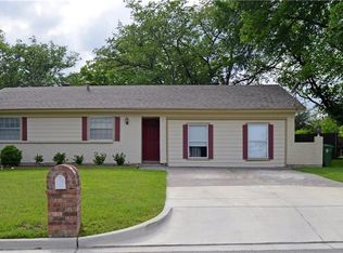 5625 Galway Ln, Fort Worth, TX 76180