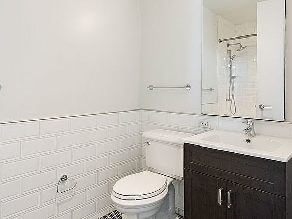 4th image of 152-09 88th Ave #433