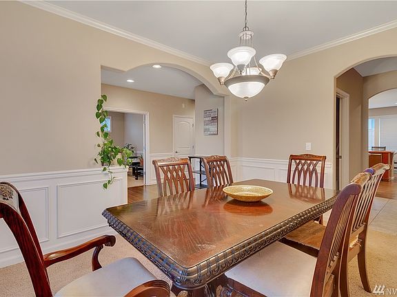 5th image of 17128 139th Avenue Ct E