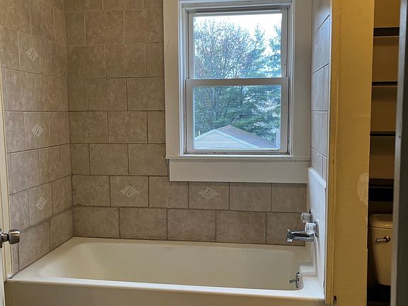 5th image of 578 Washington Ave Unit 3