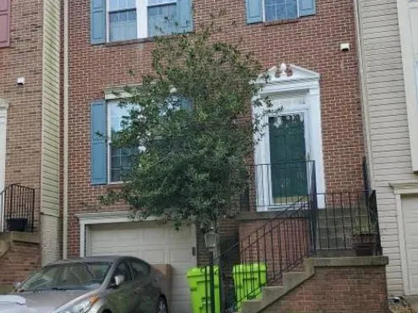 6515 Parish Glebe Ln, Alexandria, VA 22315