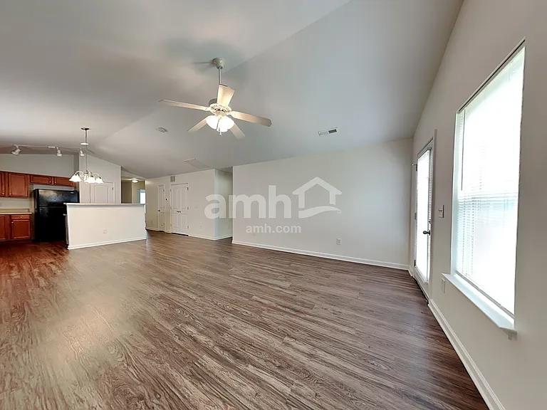 5039 Hogan Point Ct — Photo 7
