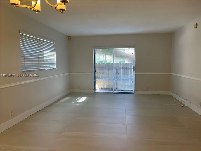 6703 N Kendall Dr #404 — Photo 3