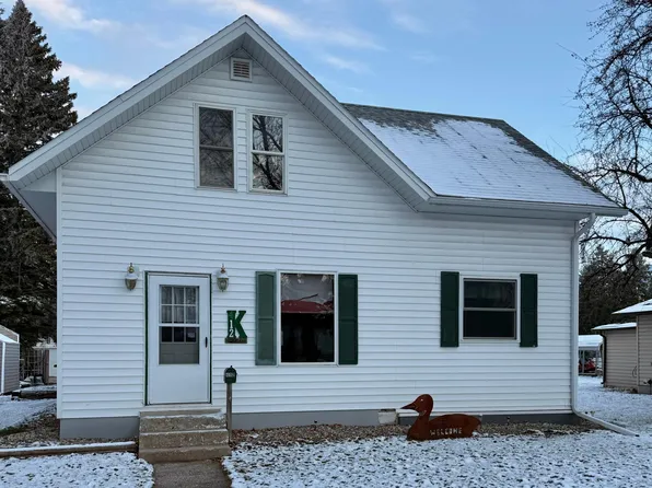412 Tindolph Ave S, Thief River Falls, MN 56701