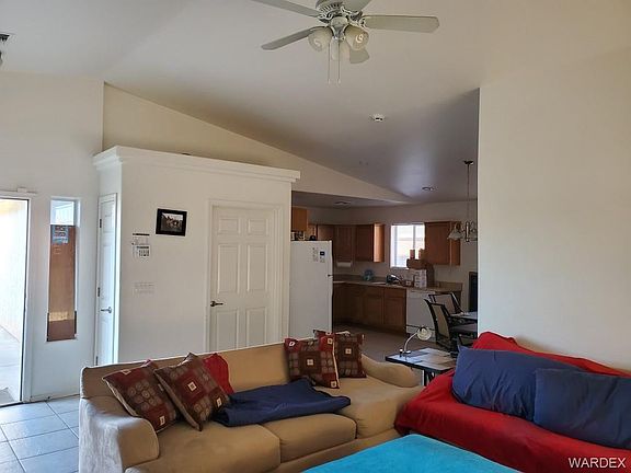 3rd image of 3366 N Diamond St