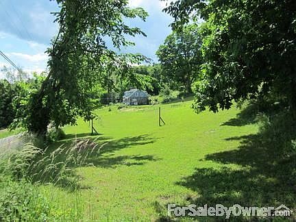 2nd image of 263 Mountain Rd