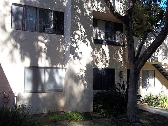 3rd image of 337 N Melrose Dr Unit D