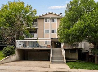 1721 13th St SW #203, Calgary, AB T2T3P5