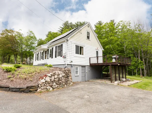 18 Lawton St, Lenox, MA 01240