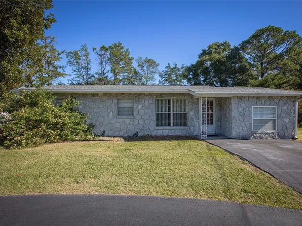 393 Hilltop Dr, Orange Park, FL 32073
