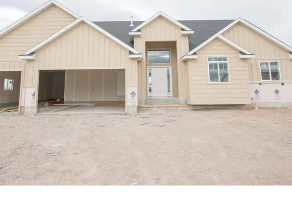 1736 Bellagio Dr, Ammon, ID 83401