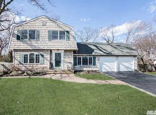 54 Brandy Ln, Lake Grove, NY 11755