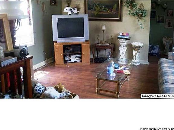 4th image of 60 Pinedale Cir