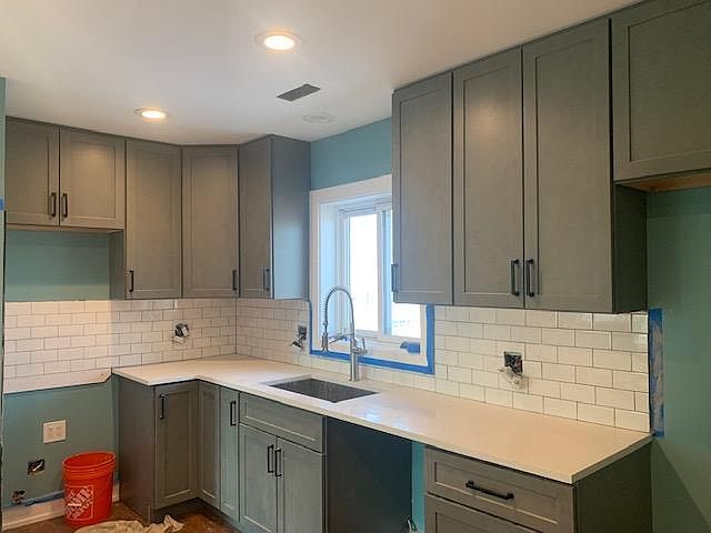 1st image of 5941 N Austin Ave #3N
