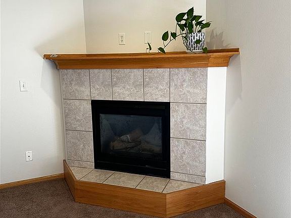 3rd image of 2892 Coral Ct APT 201
