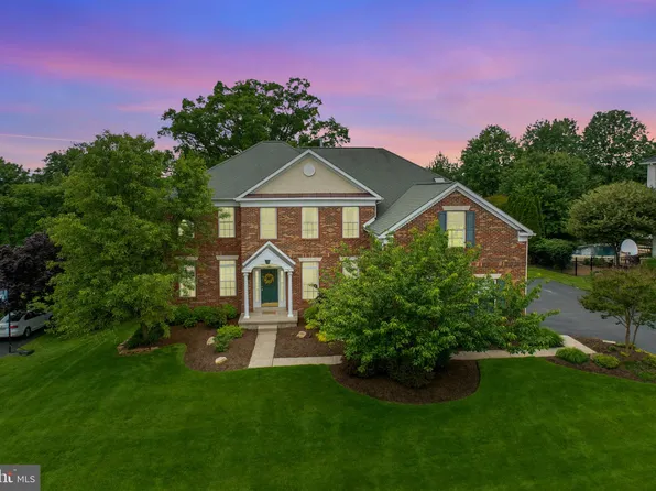 3 Hickory Pl, Collegeville, PA 19426