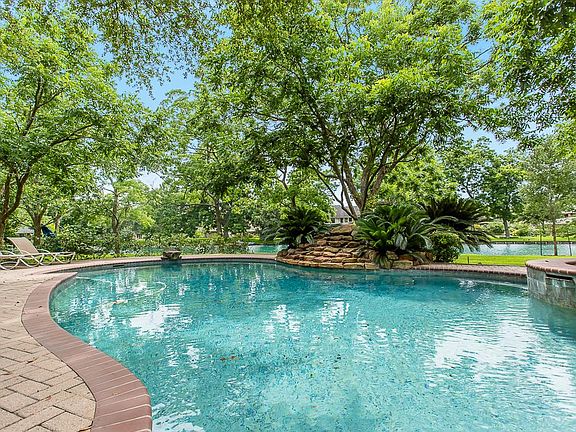 4th image of 4731 Diamond Springs Dr