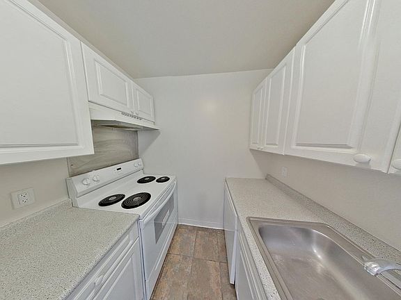 5th image of 71 E 4th St #3