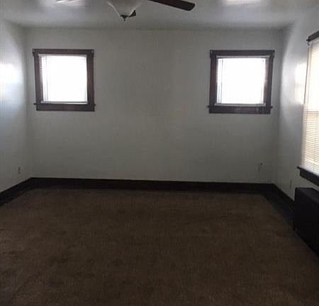 2nd image of 1004 Hill St