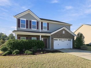 1021 Harvest Point Dr, Fuquay Varina, NC 27526
