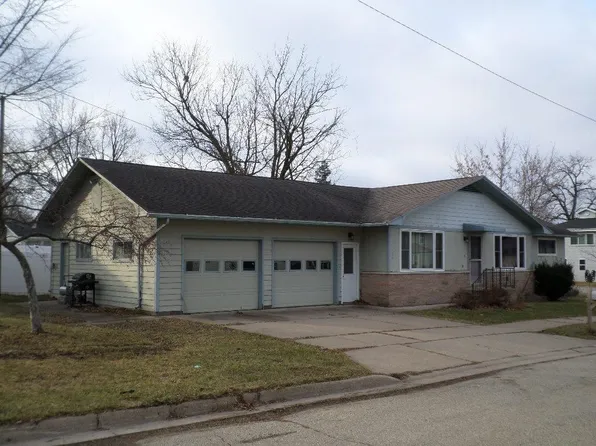 320 W Holton St, Tomah, WI 54660