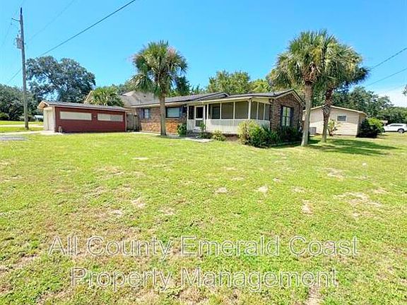 4th image of 733 Beach Dr