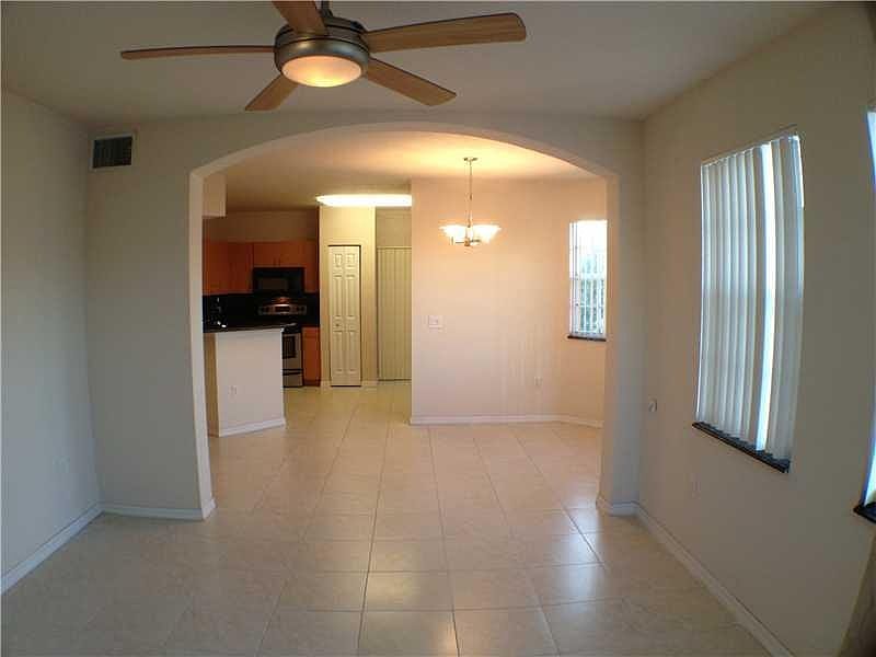 1st image of 1406 Belmont Ln