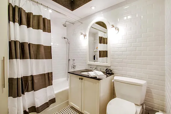 Rented by R New York | media 6