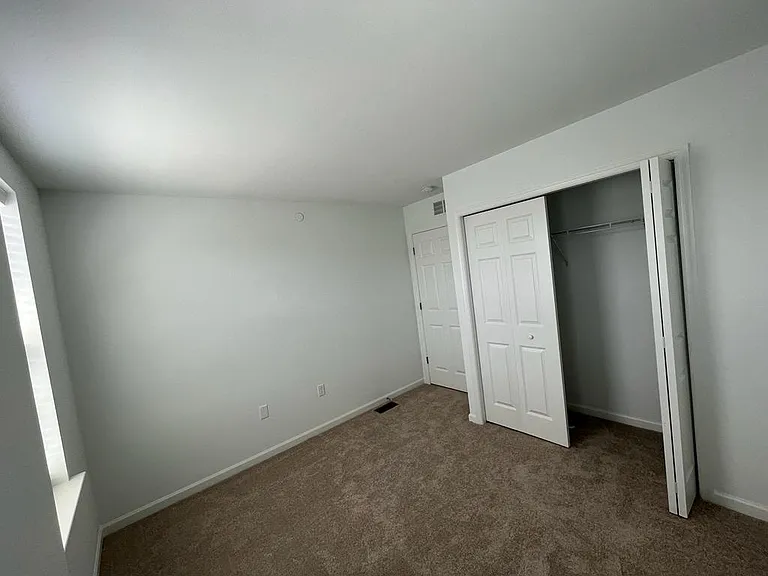 1815 Shady Ln — Photo 12