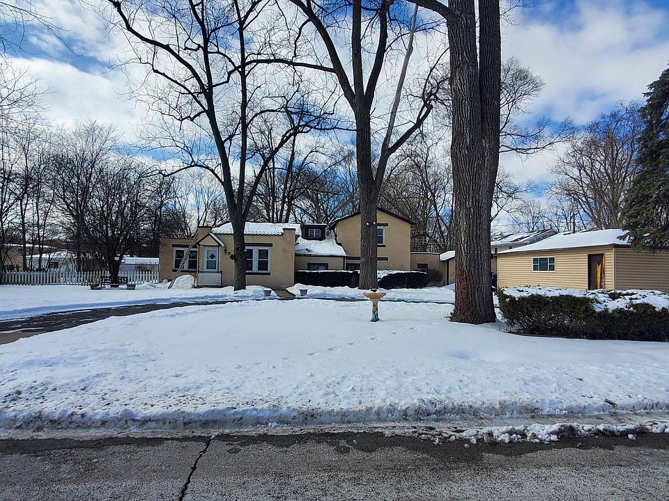 1st image of 556 Lyman Ave