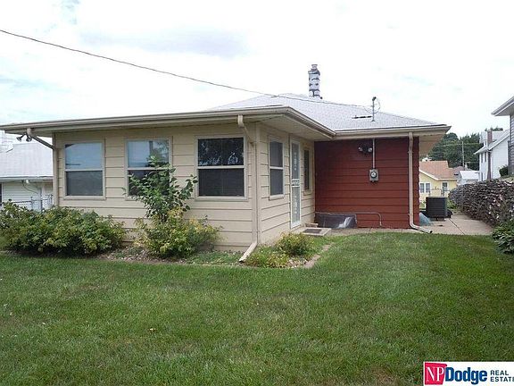 2nd image of 2230 S 43rd St
