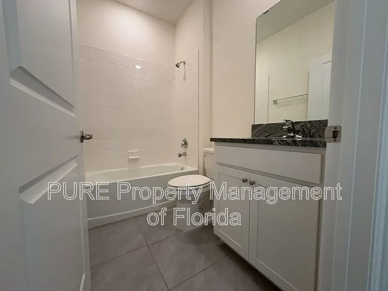 5416 NW 46th Lane Rd — Photo 33