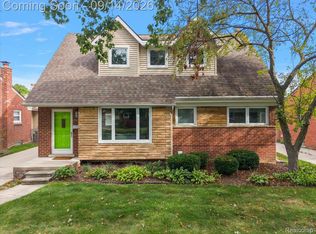 306 Jeffrey Ave, Royal Oak, MI 48073