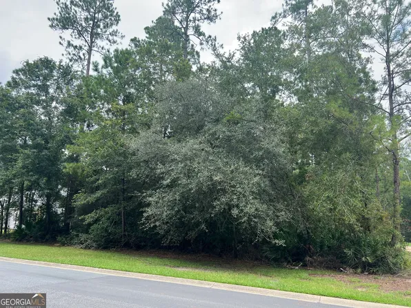 4 Sunset Dr, Woodbine, GA 31569