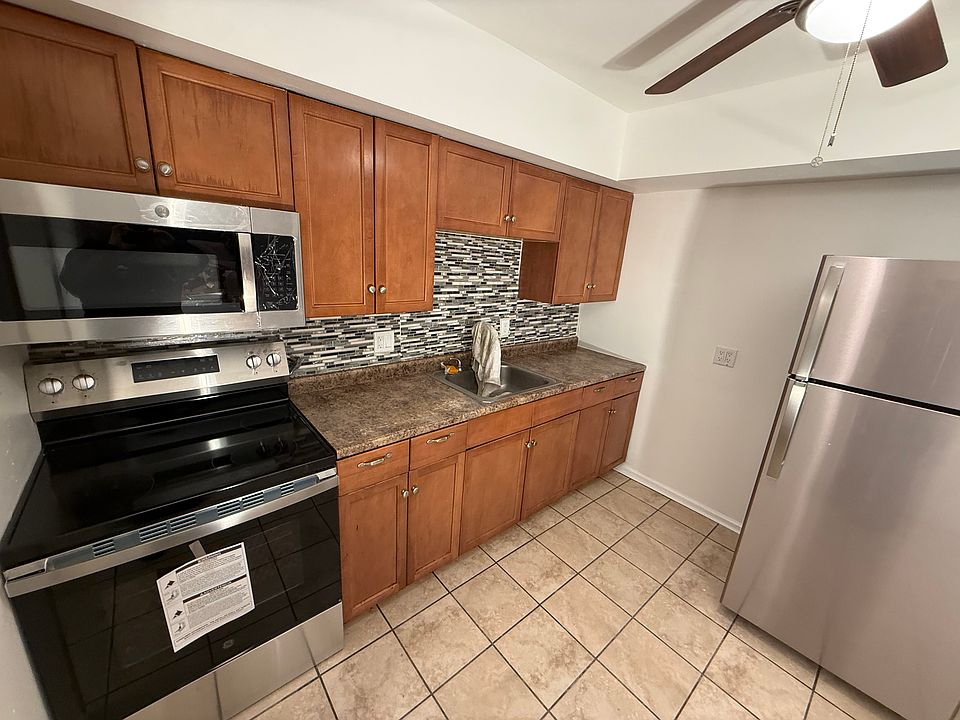 1st image of 900 W Wilkes Barre St #1