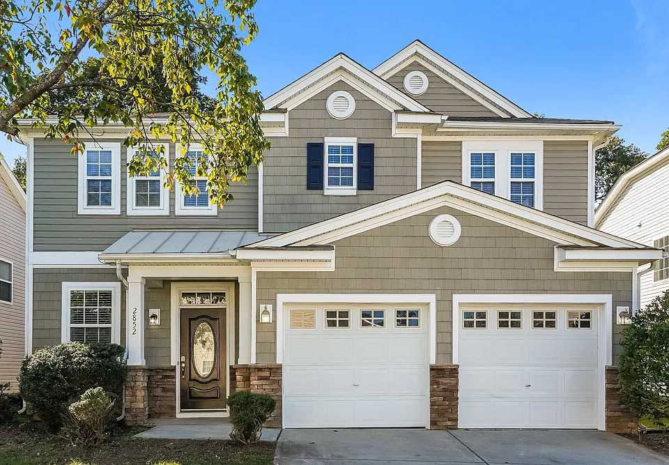2852 Roundleaf Ct