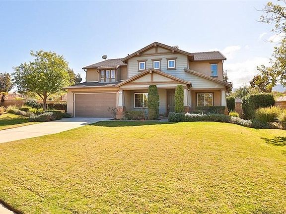 2nd image of 160 Hillshire Cir
