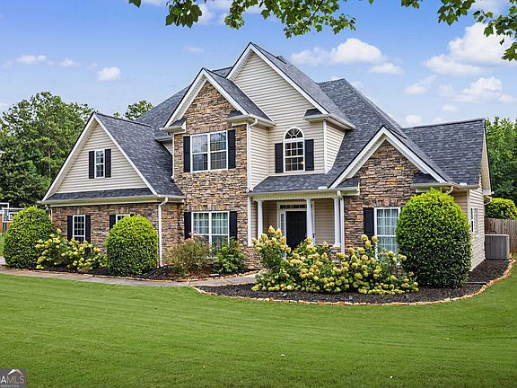 2nd image of 277 Silverbell Ln