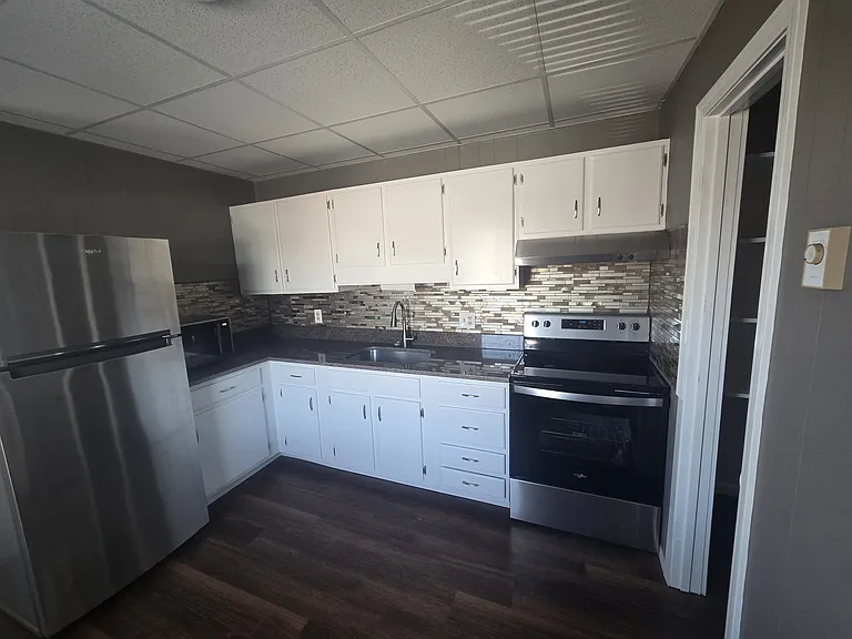 19 Winn St #B — Photo 2