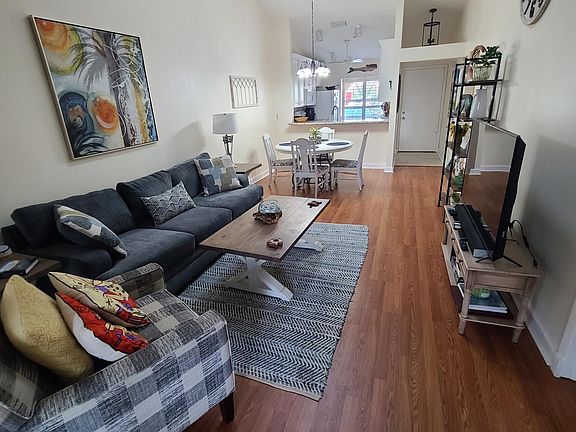 2nd image of 3626 Mission Ct