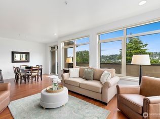 2551 Thorndyke Ave W APT 302, Seattle, WA 98199