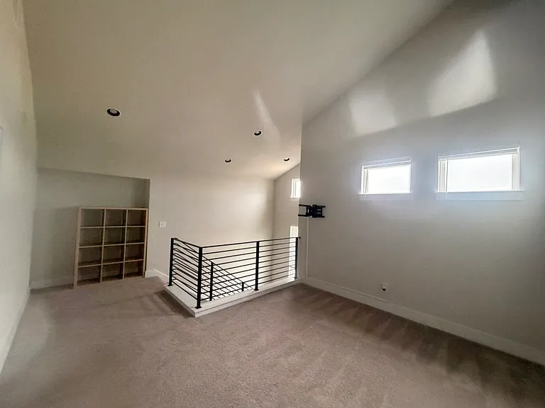 10913 Charger Way — Photo 7